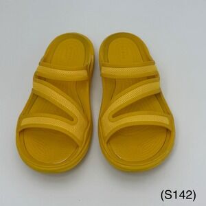 Crocs Iconic Comfort Ladies Yellow‎ Strappy Slip On Shoes Sandals Size 6